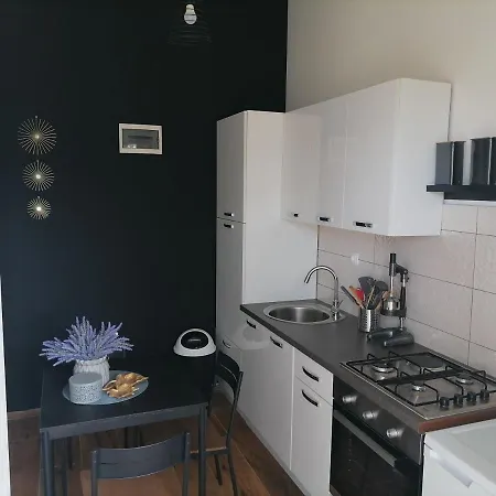 Zara Apartment *